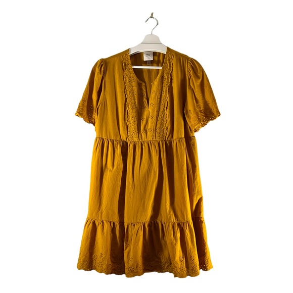 Knox Rose Dresses & Skirts - Knox Rose Eyelet lined mini dress Size L yellow golden sunflower color